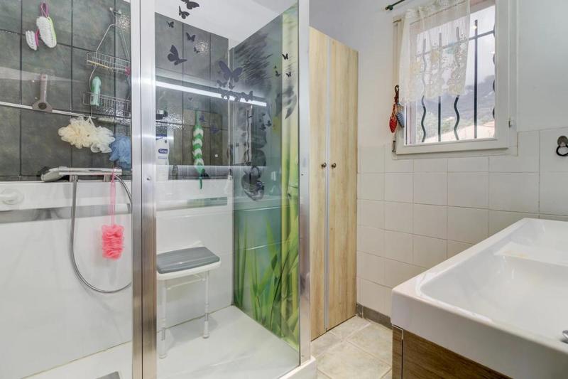 Maison - 108 m² - 4 pièces