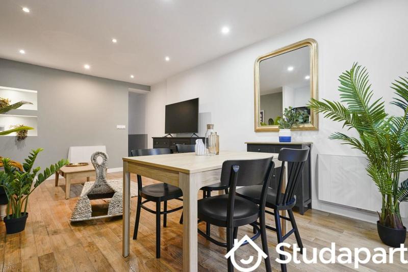 Chambre - 12 m² - 1 pièce