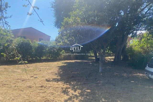 Maison - 99 m² - 4 pièces