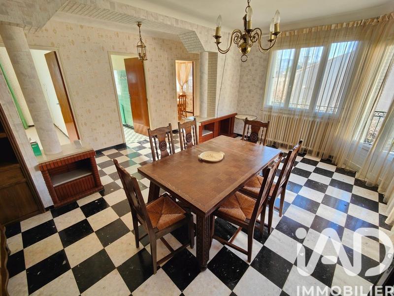 Maison - 102 m² - 4 pièces