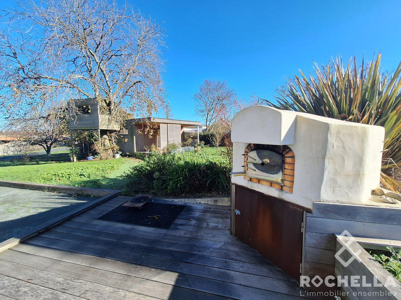 Maison traditionnelle - 198 m² - 7 pièces