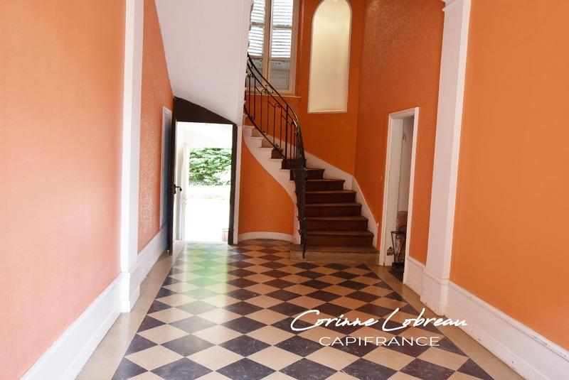 Appartement - 99 m² - 4 pièces