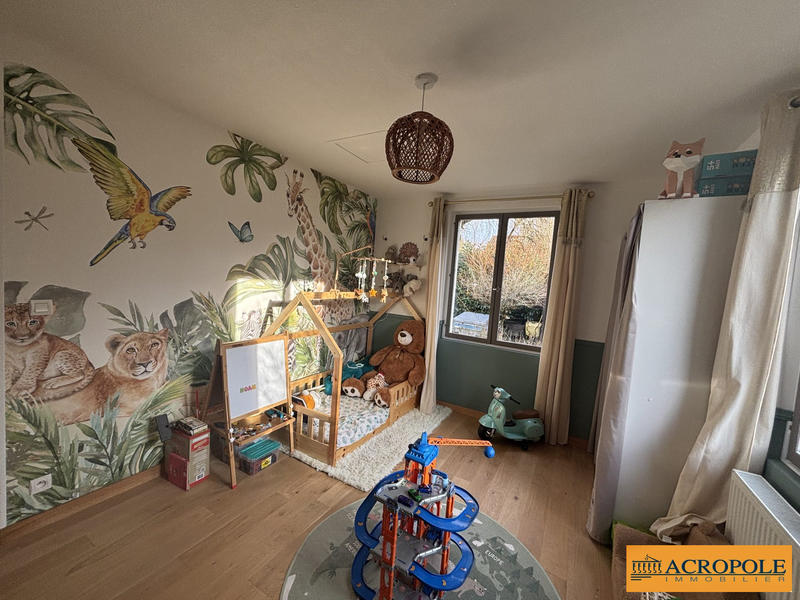 Maison - 159 m² - 6 pièces