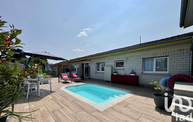 Maison - 199 m² - 7 pièces