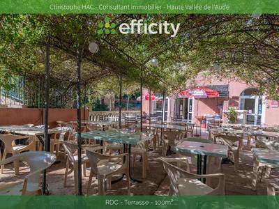 Maison - 670 m² - 13 pièces