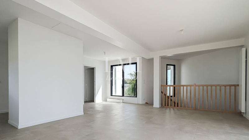 Maison - 119 m² - 6 pièces