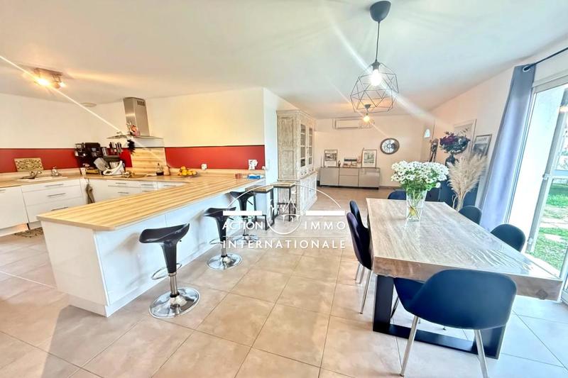 Villa - 103 m² - 4 pièces