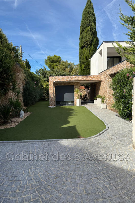 Maison - 173 m² - 5 pièces