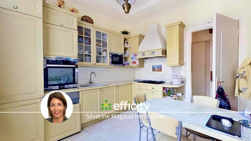 Appartement - 117 m² - 5 pièces