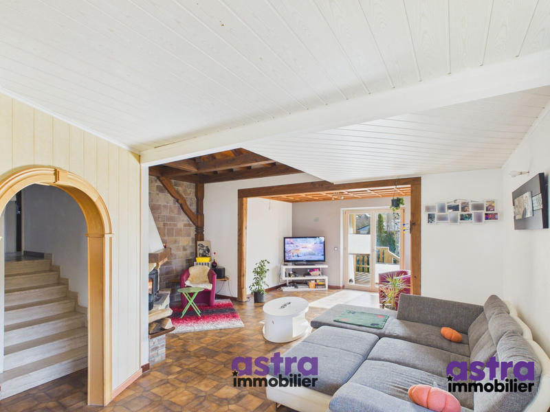 Maison - 150 m² - 5 pièces