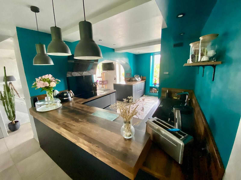 Maison - 184 m² - 9 pièces