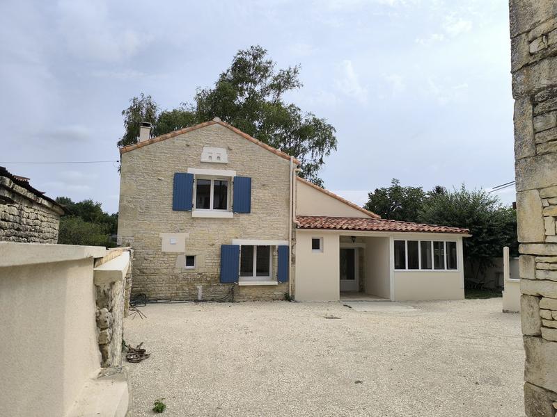 Maison - 84 m² - 4 pièces