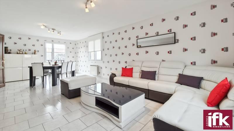 Maison - 88 m² - 4 pièces