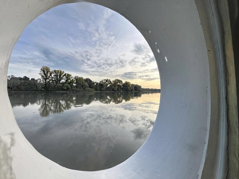 Péniche - 164 m² - 6 pièces