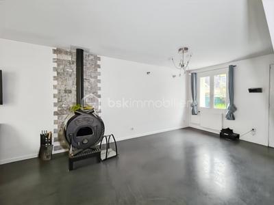 Maison - 108 m² - 7 pièces