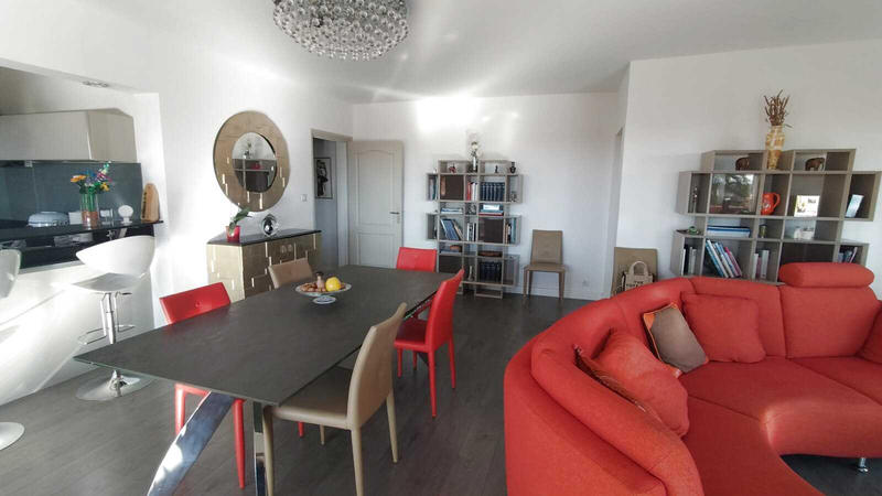 Appartement - 130 m² - 5 pièces