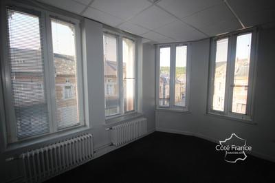 Local commercial - 218 m²