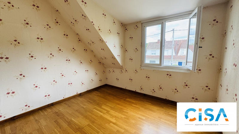 Maison - 100 m² - 7 pièces