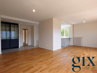 Appartement - 109 m² - 4 pièces