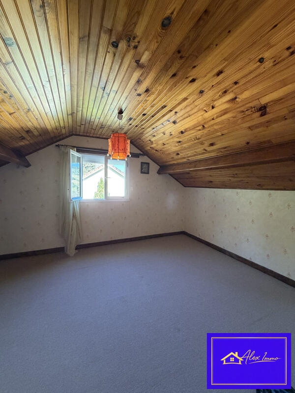 Maison - 109 m² - 6 pièces