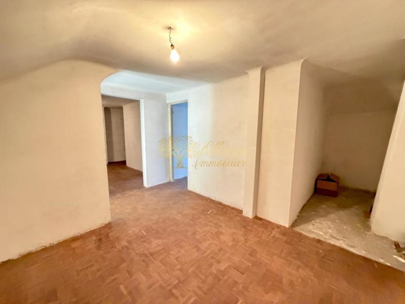 Maison - 107 m² - 6 pièces