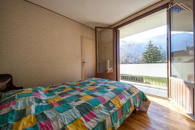 Appartement - 91 m² - 6 pièces