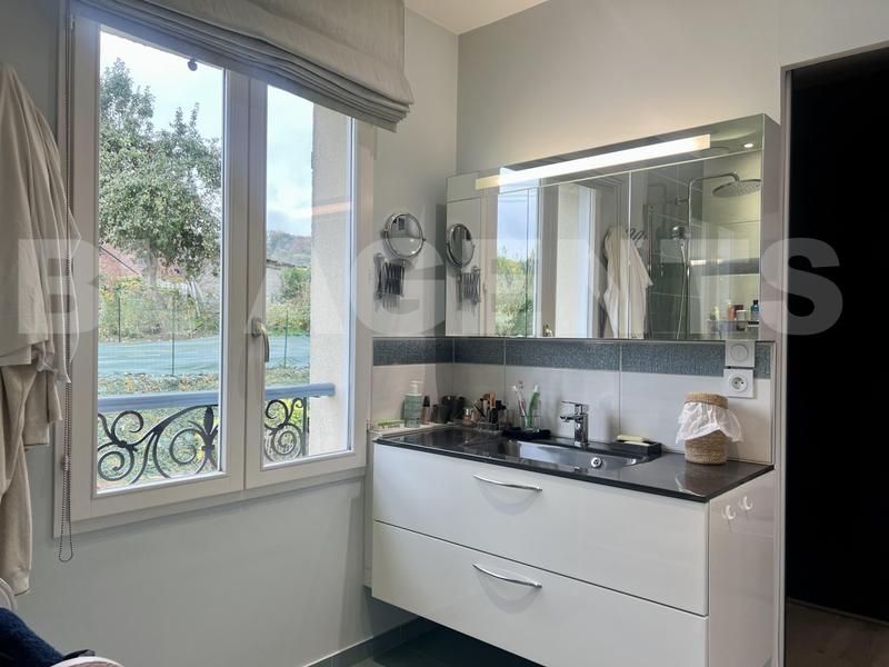 Maison contemporaine - 145 m² - 4 pièces