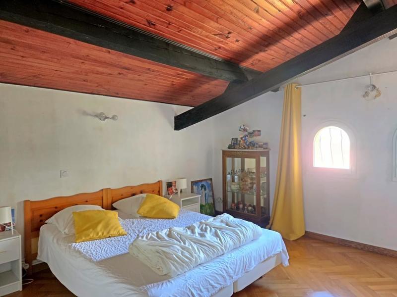 Maison - 198 m² - 5 pièces