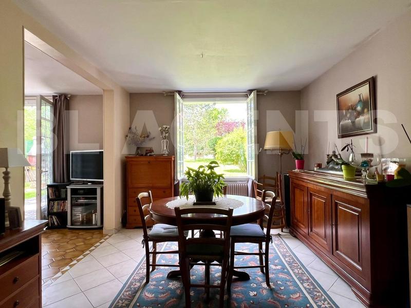 Pavillon - 150 m² - 7 pièces