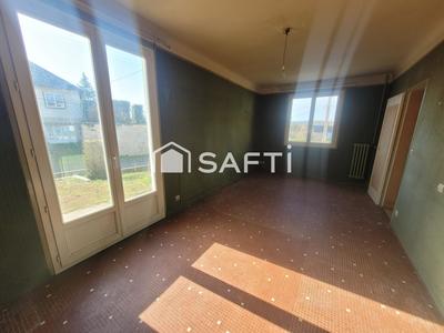 Maison - 81 m² - 5 pièces