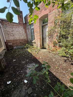 Immeuble - 162 m² - 1 pièce