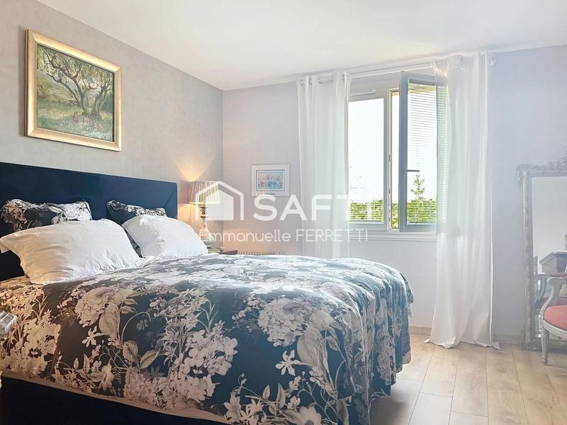 Maison - 291 m² - 8 pièces