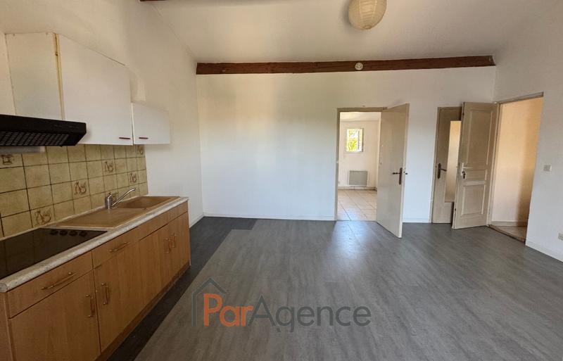 Maison - 169 m² - 9 pièces