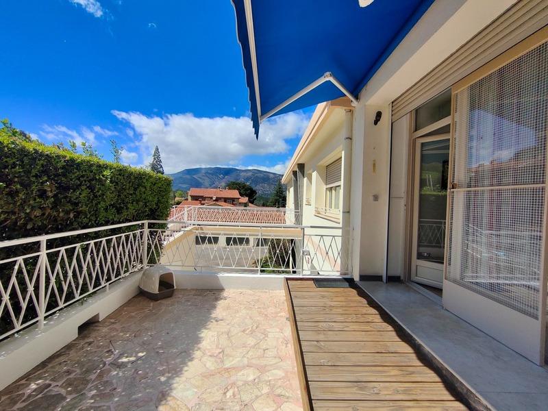 Appartement - 81 m² - 3 pièces