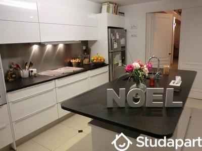 Chambre - 28 m² - 1 pièce