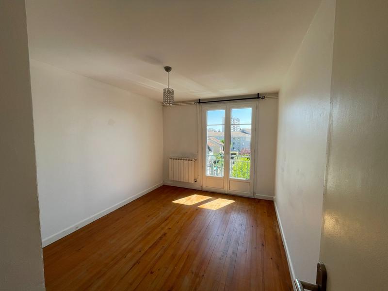 Appartement - 70 m² - 4 pièces