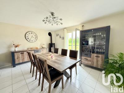 Maison - 97 m² - 6 pièces