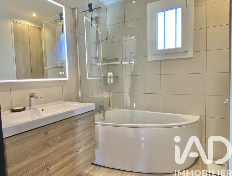 Maison - 103 m² - 4 pièces