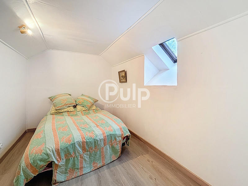 Maison - 91 m² - 7 pièces