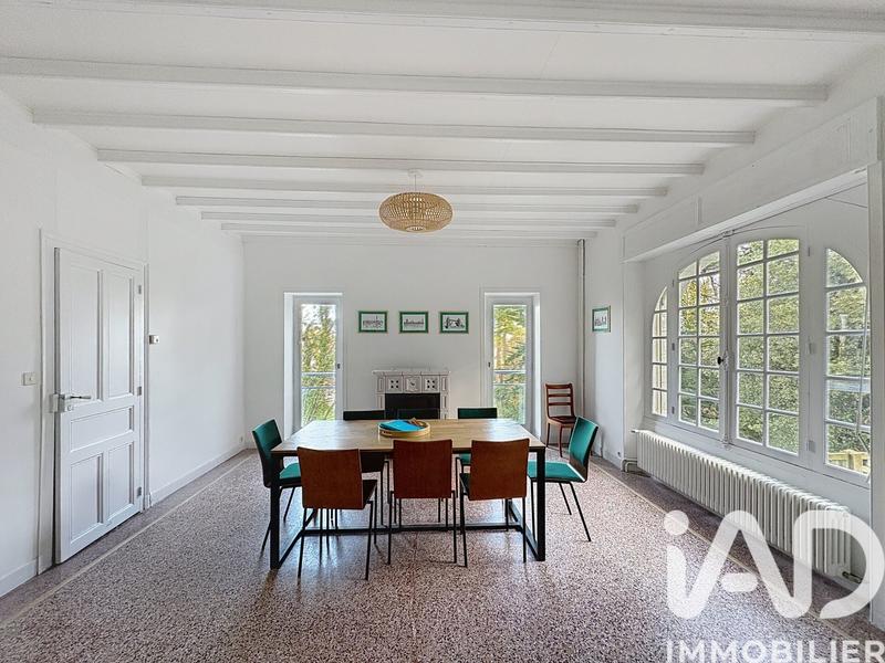 Maison - 179 m² - 7 pièces