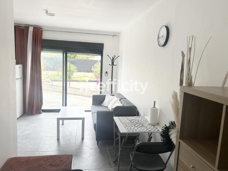 Maison - 180 m² - 5 pièces