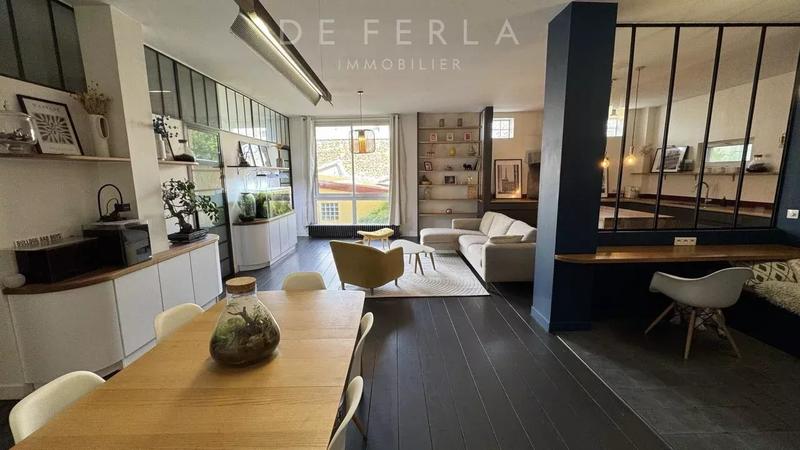 Loft - 101 m² - 4 pièces