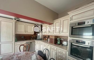 Maison - 96 m² - 5 pièces