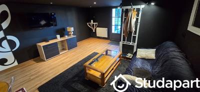 Chambre - 13 m² - 1 pièce