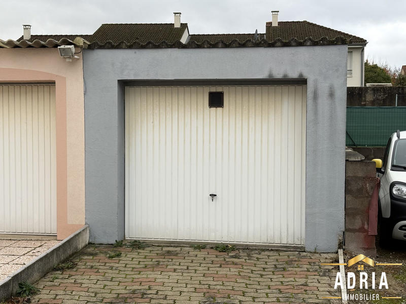 Maison - 93 m² - 4 pièces