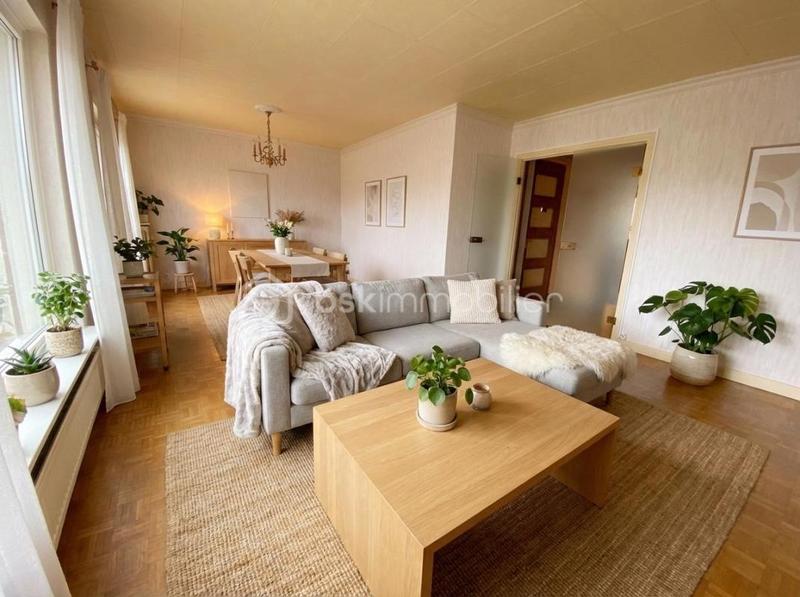 Appartement - 84 m² - 3 pièces