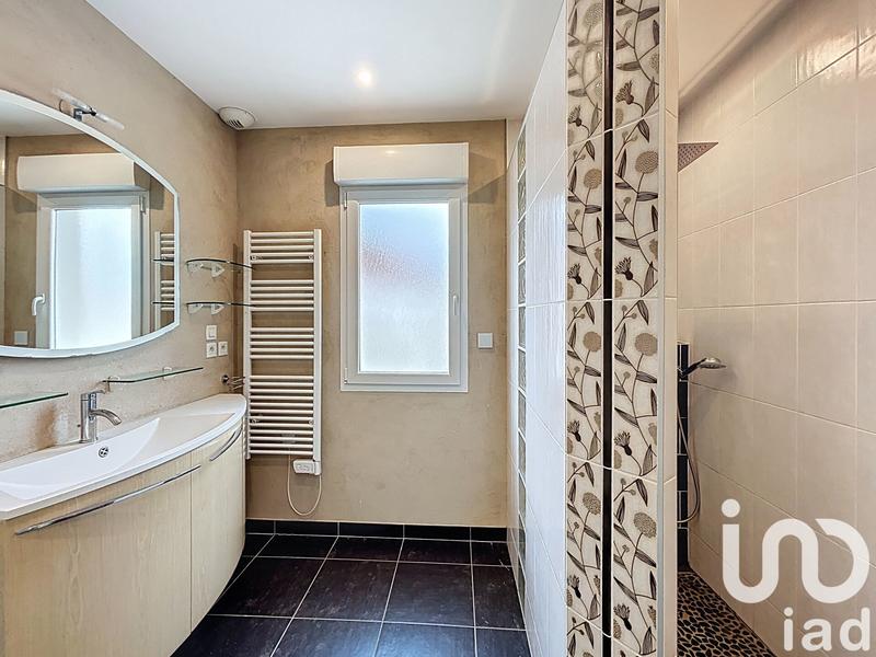 Maison - 170 m² - 6 pièces