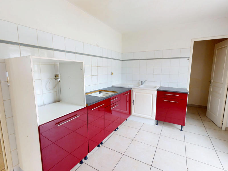 Maison - 110 m² - 6 pièces