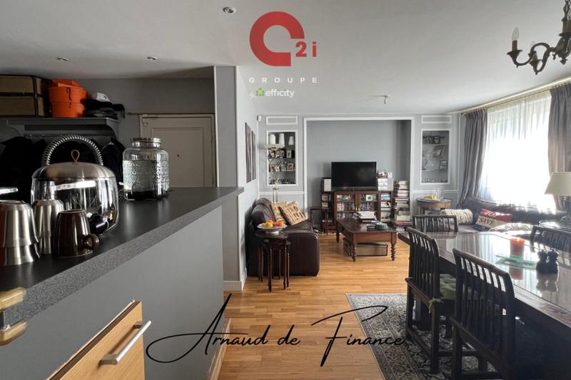 Appartement - 83 m² - 4 pièces