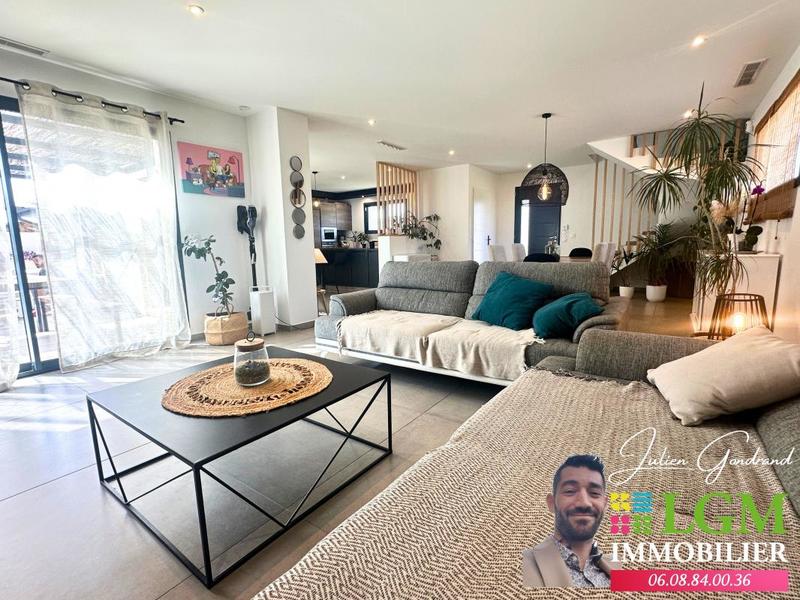 Maison - 130 m² - 5 pièces